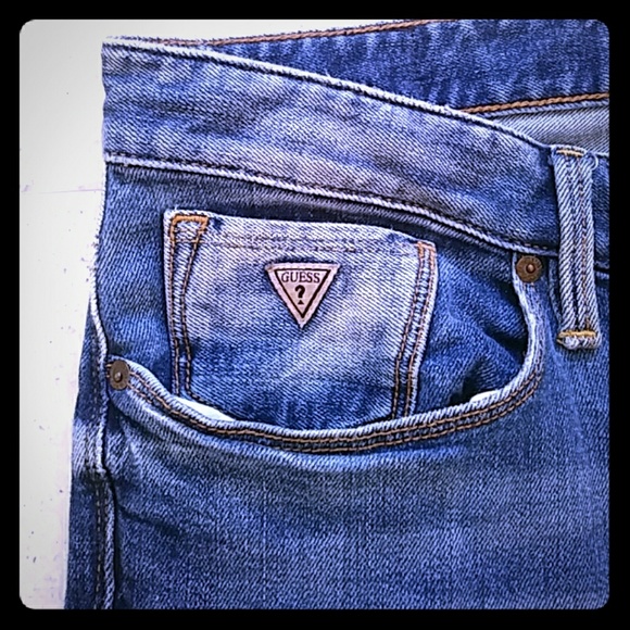 NWOT Men's Guess Slim Straight Jeans - Picture 2 of 7